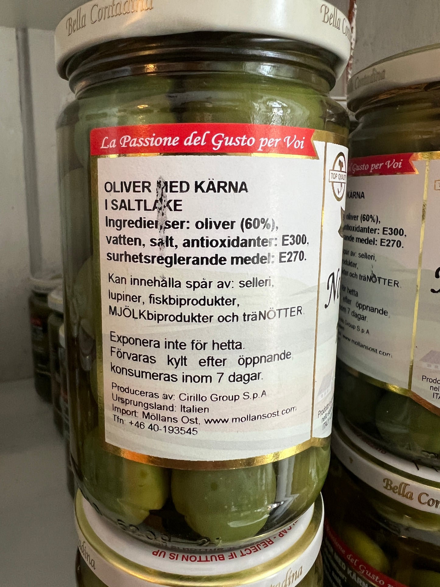 Nocellaroliver med kärnor